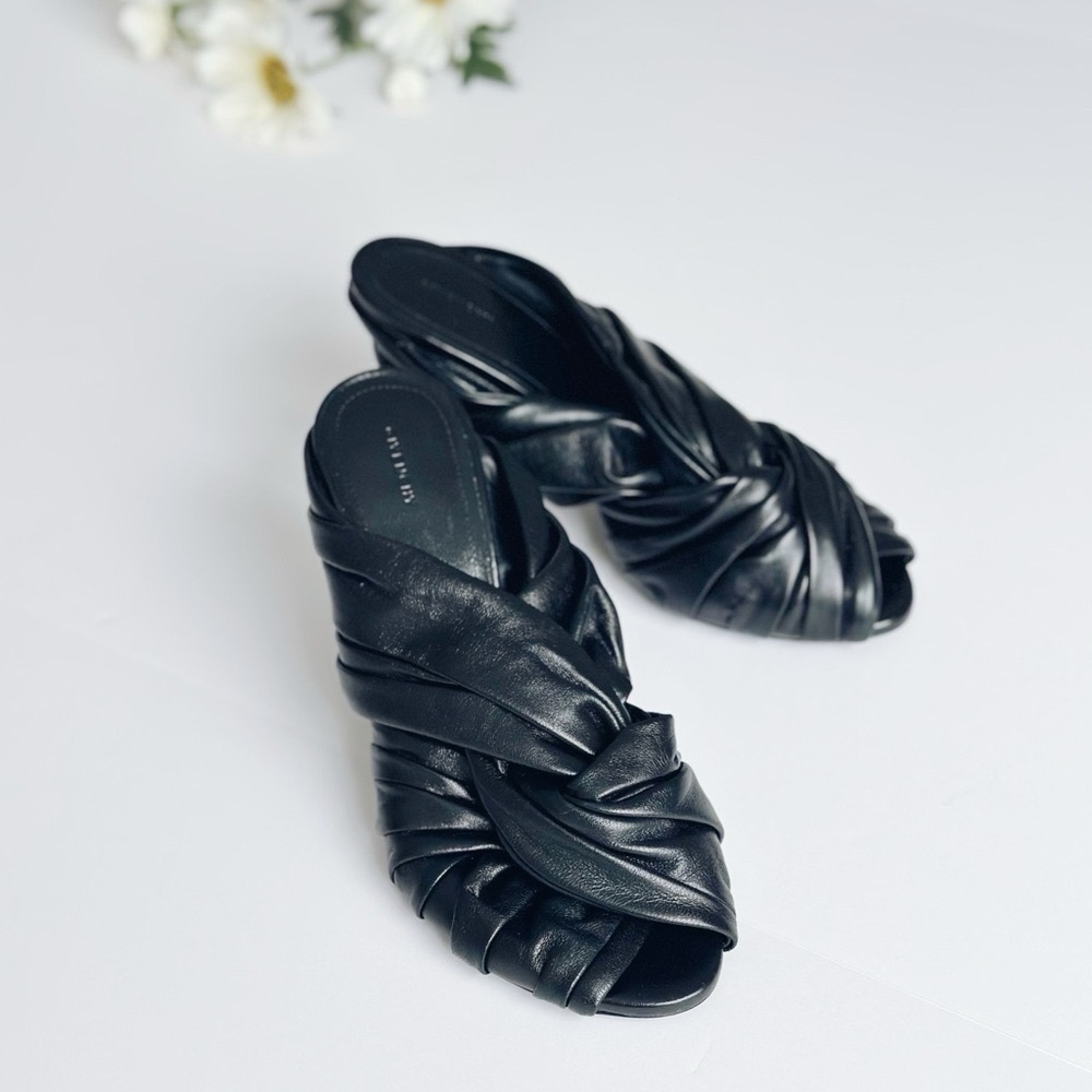 Givenchy Women’s Show Twist Leather Mule Pumps Black - Picture 3 of 13